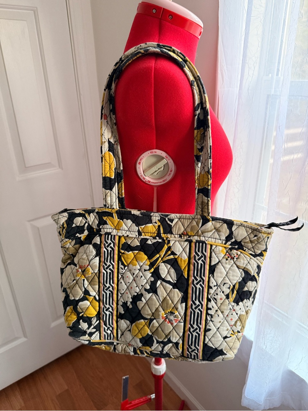 Vera Bradley Tote in Retired Dogwood Pattern